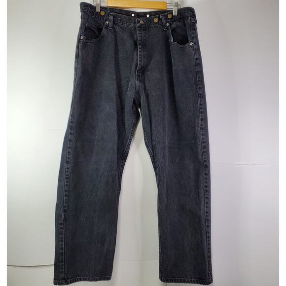 Wrangler relaxed fit mens 40x30 black faded jeans Suspender buttons - Picture 1 of 8